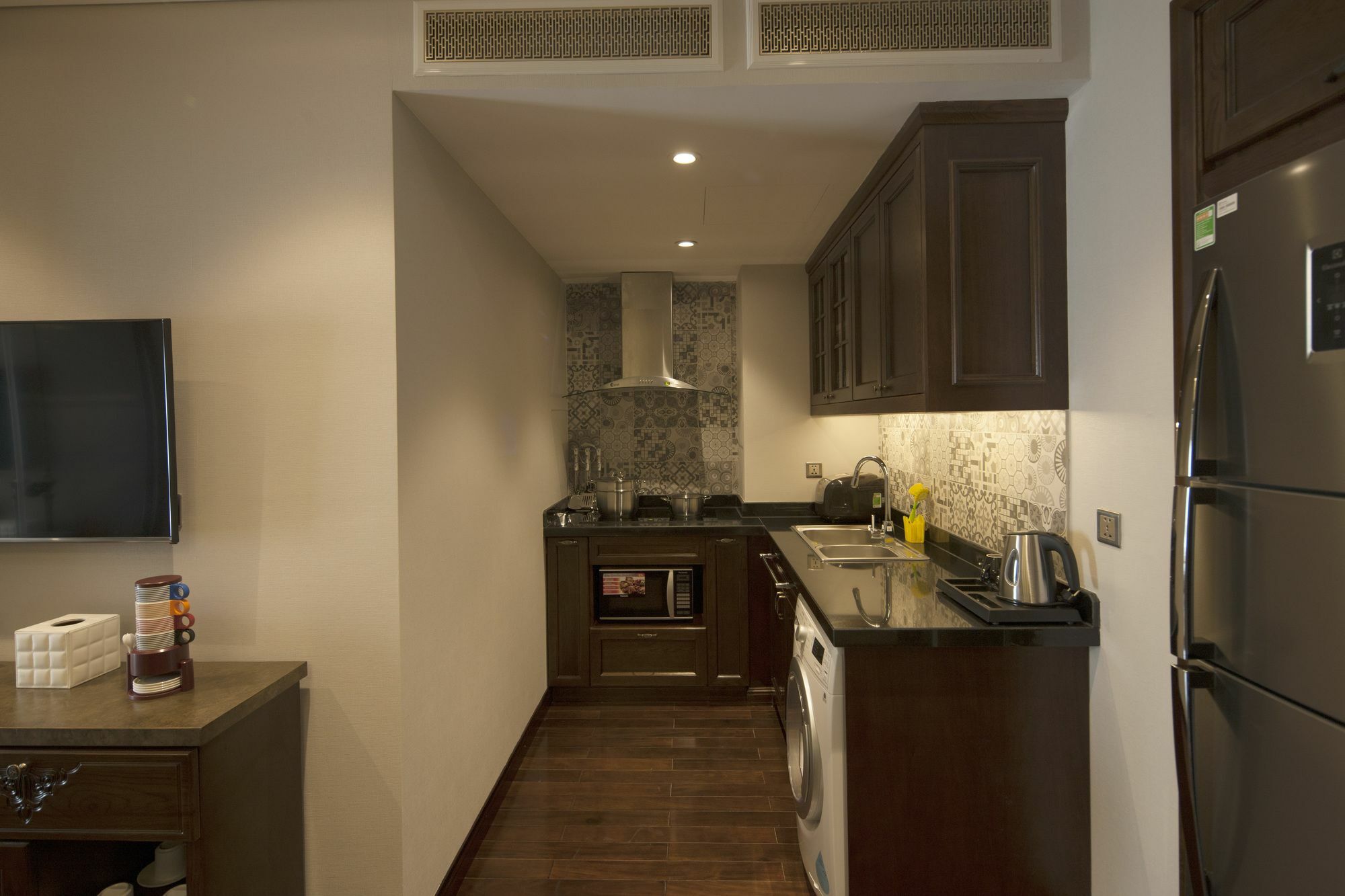 Jb Serviced Apartment Hanoi Exterior photo
